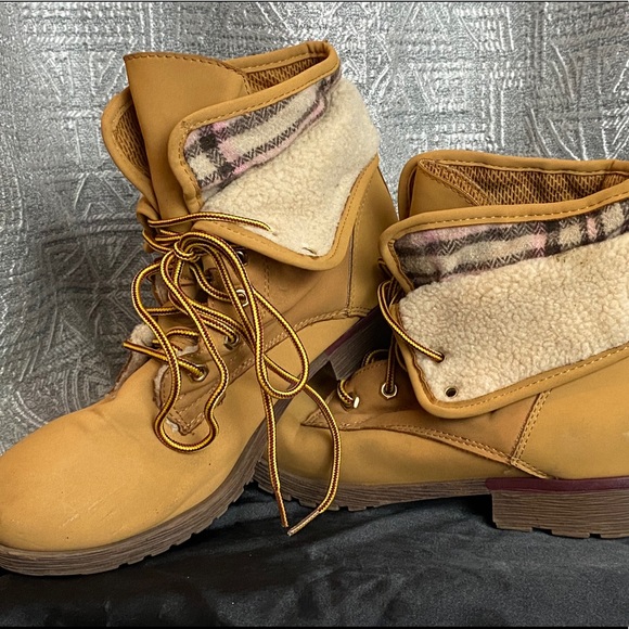 Fashion Work Boots - Picture 1 of 2